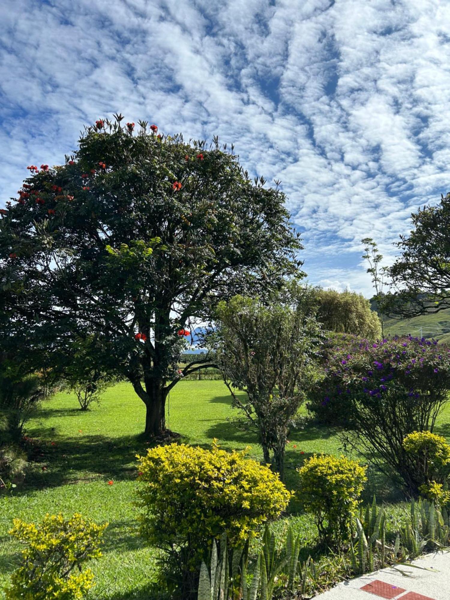 Finca Hotel Paraiso Urrao Buitenkant foto