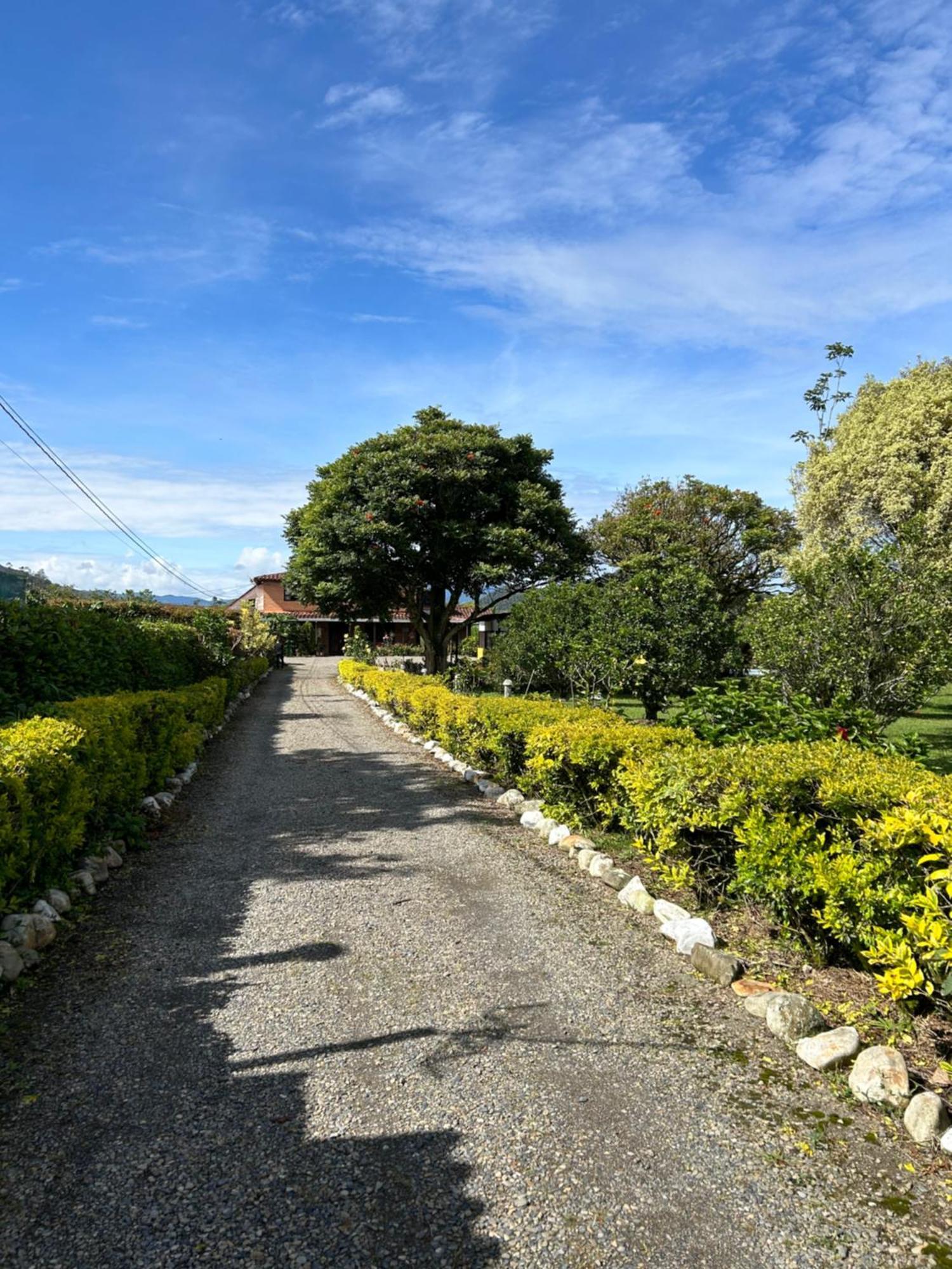 Finca Hotel Paraiso Urrao Buitenkant foto